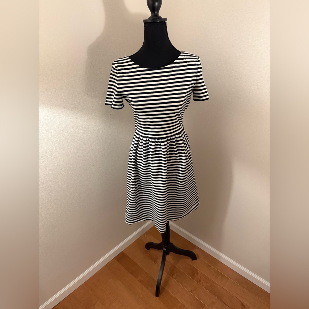 Kate Spade Bow Cut Out Dress